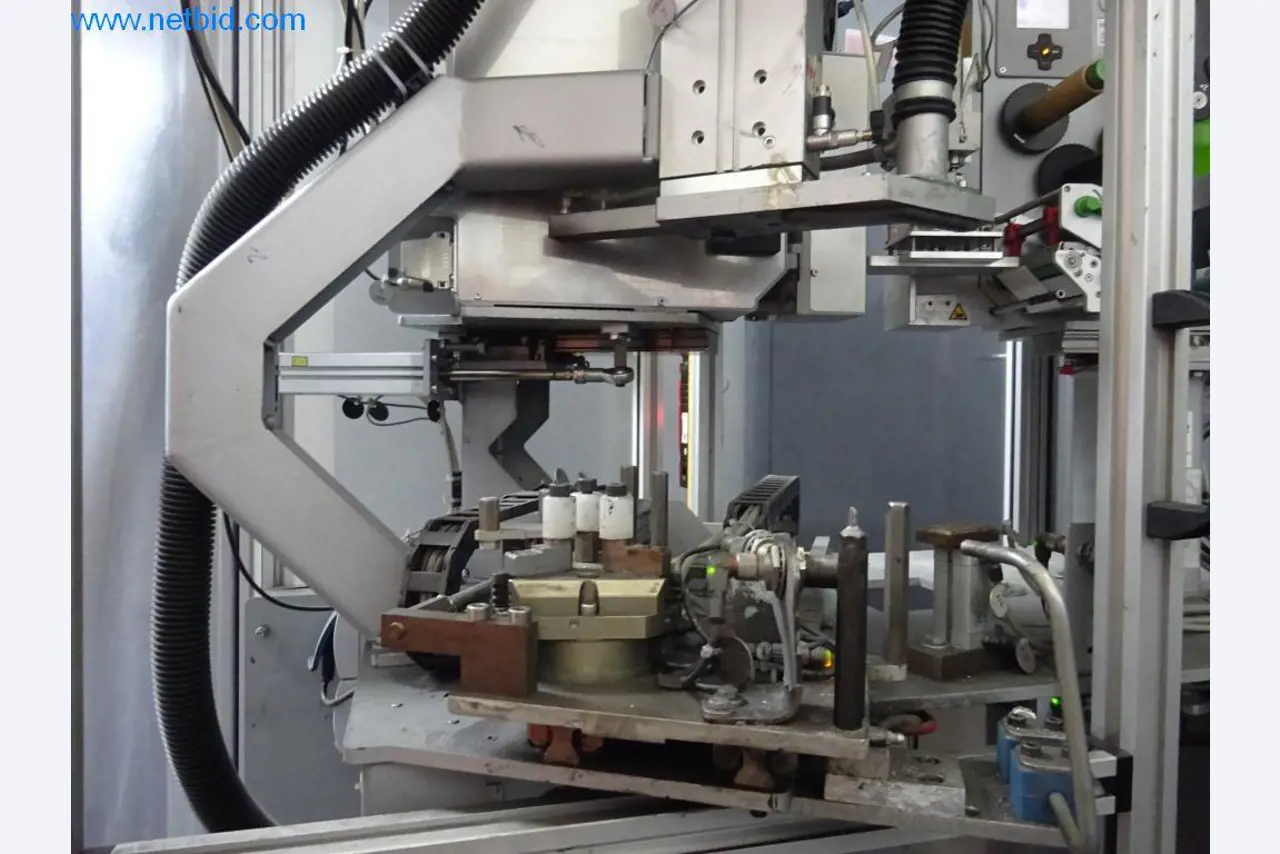 Máquinas e sistemas (fundição injectada de alumínio para a indústria automóvel e de fornecimento automóvel)-3