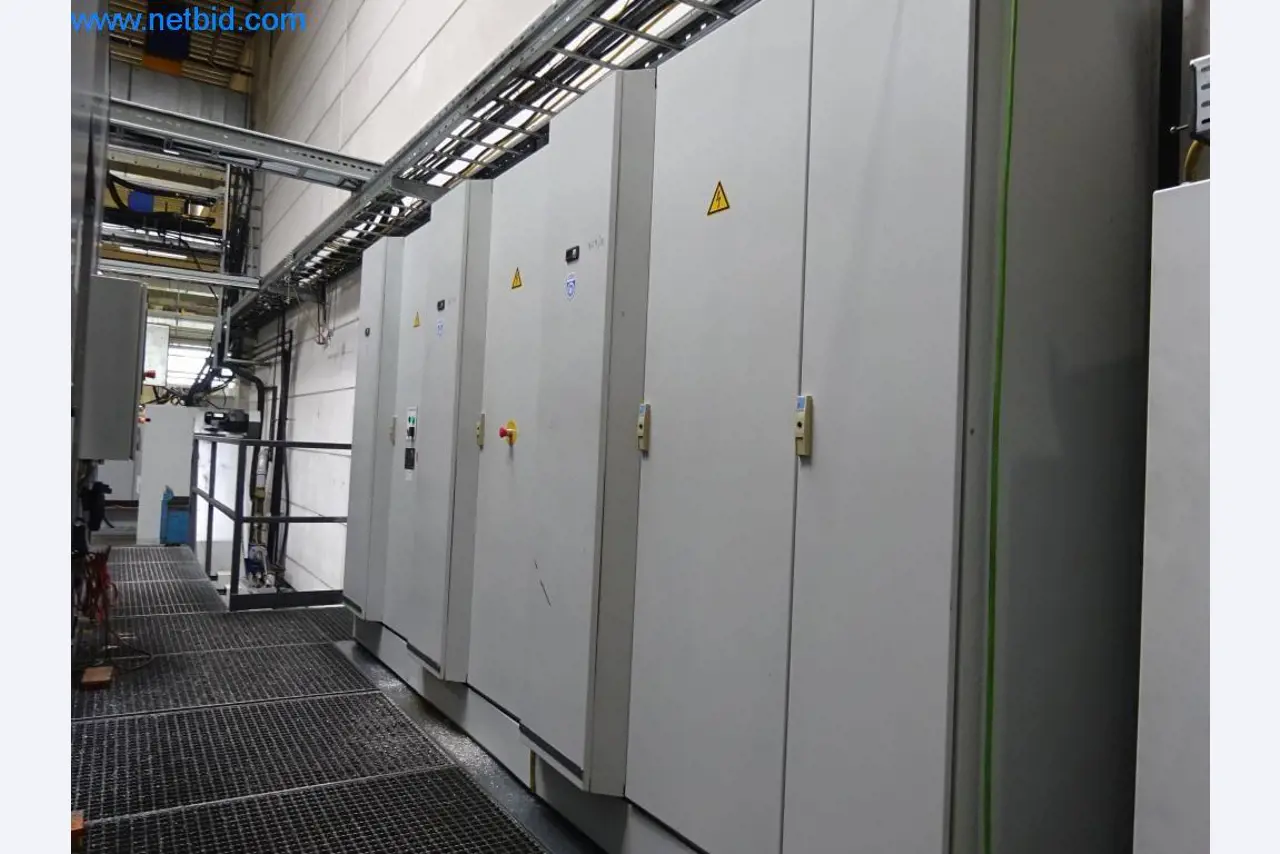 Stroje a systémy (tlakové lití hliníku pro automobilový a dodavatelský průmysl)-7