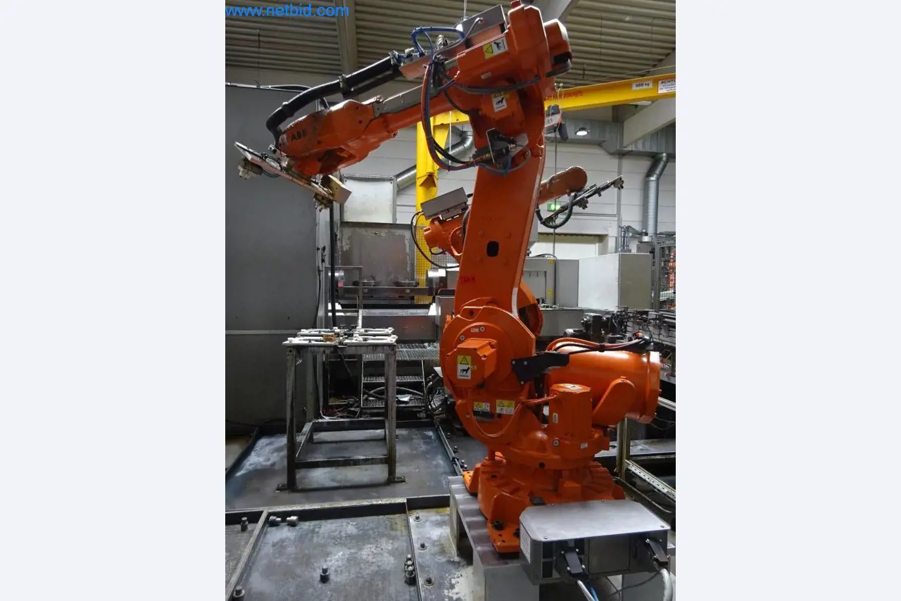 Machinery and equipment (Aluminium diecasting cells from the closing of a large automotive supplier)-1