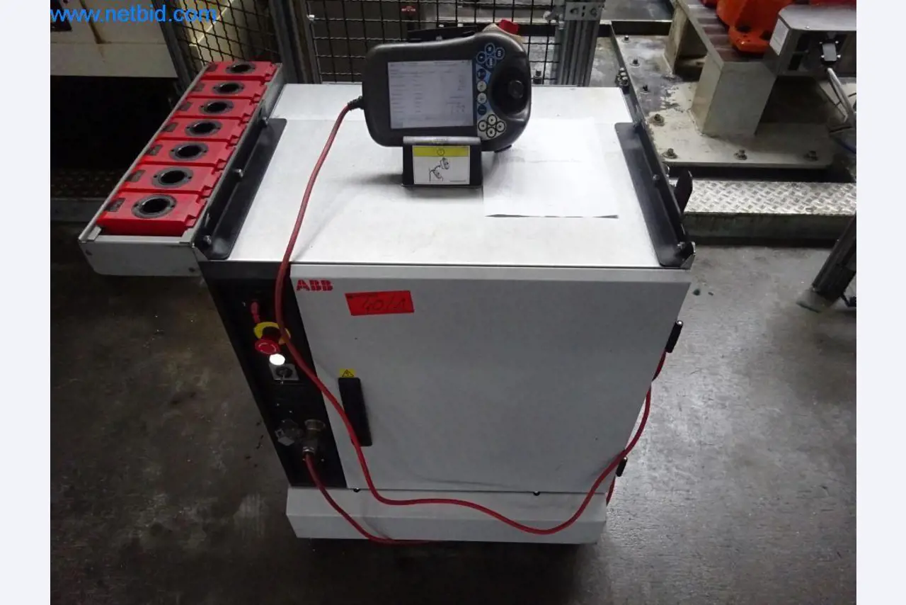 Machinery and equipment (Aluminium diecasting cells from the closing of a large automotive supplier)-2