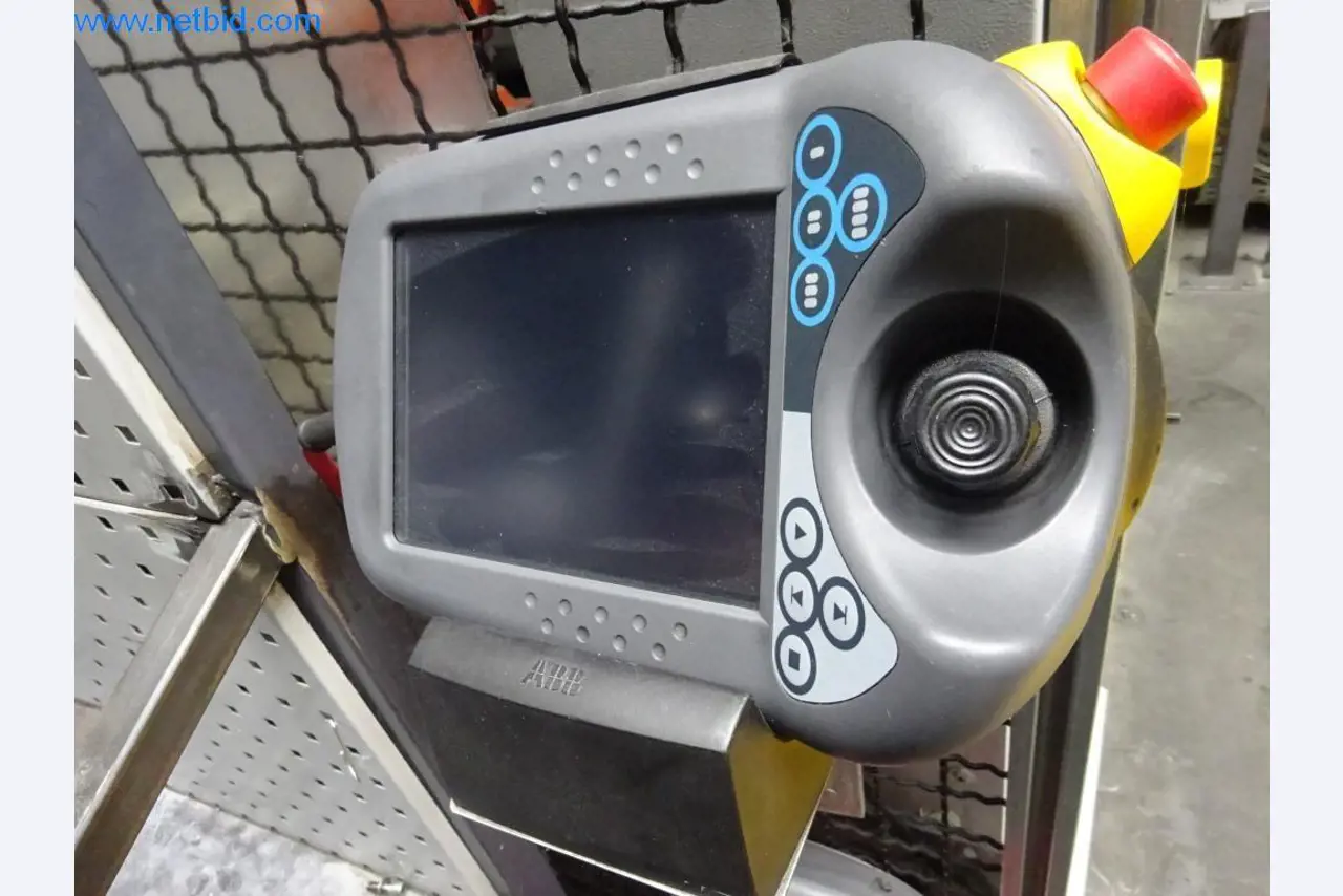 Machinery and equipment (Aluminium diecasting cells from the closing of a large automotive supplier)-3