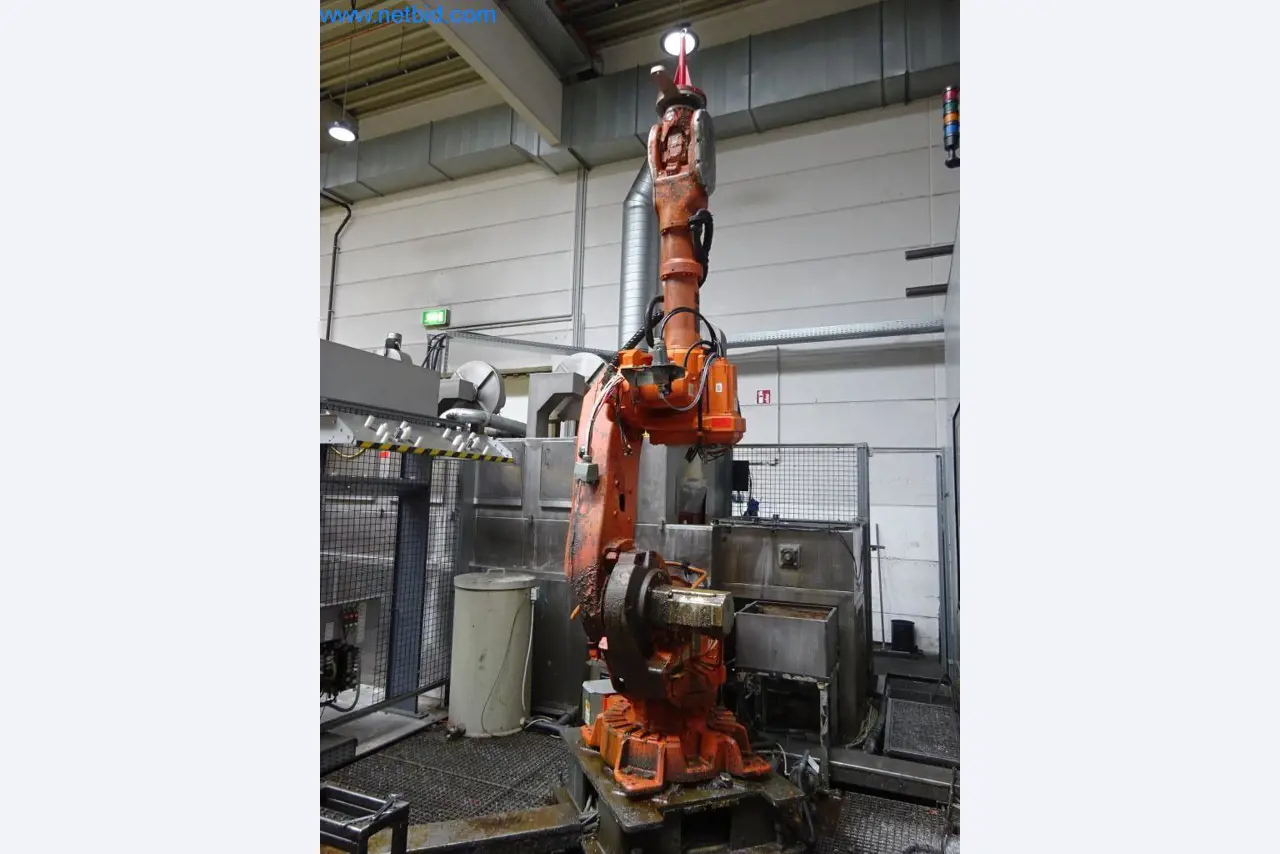 Machinery and equipment (Aluminium diecasting cells from the closing of a large automotive supplier)-1