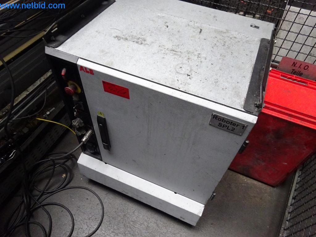 Machinery and equipment (Aluminium diecasting cells from the closing of a large automotive supplier)-2