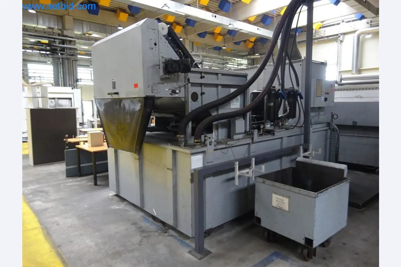 Máquinas e sistemas (fundição injectada de alumínio para a indústria automóvel e de fornecimento automóvel)-1