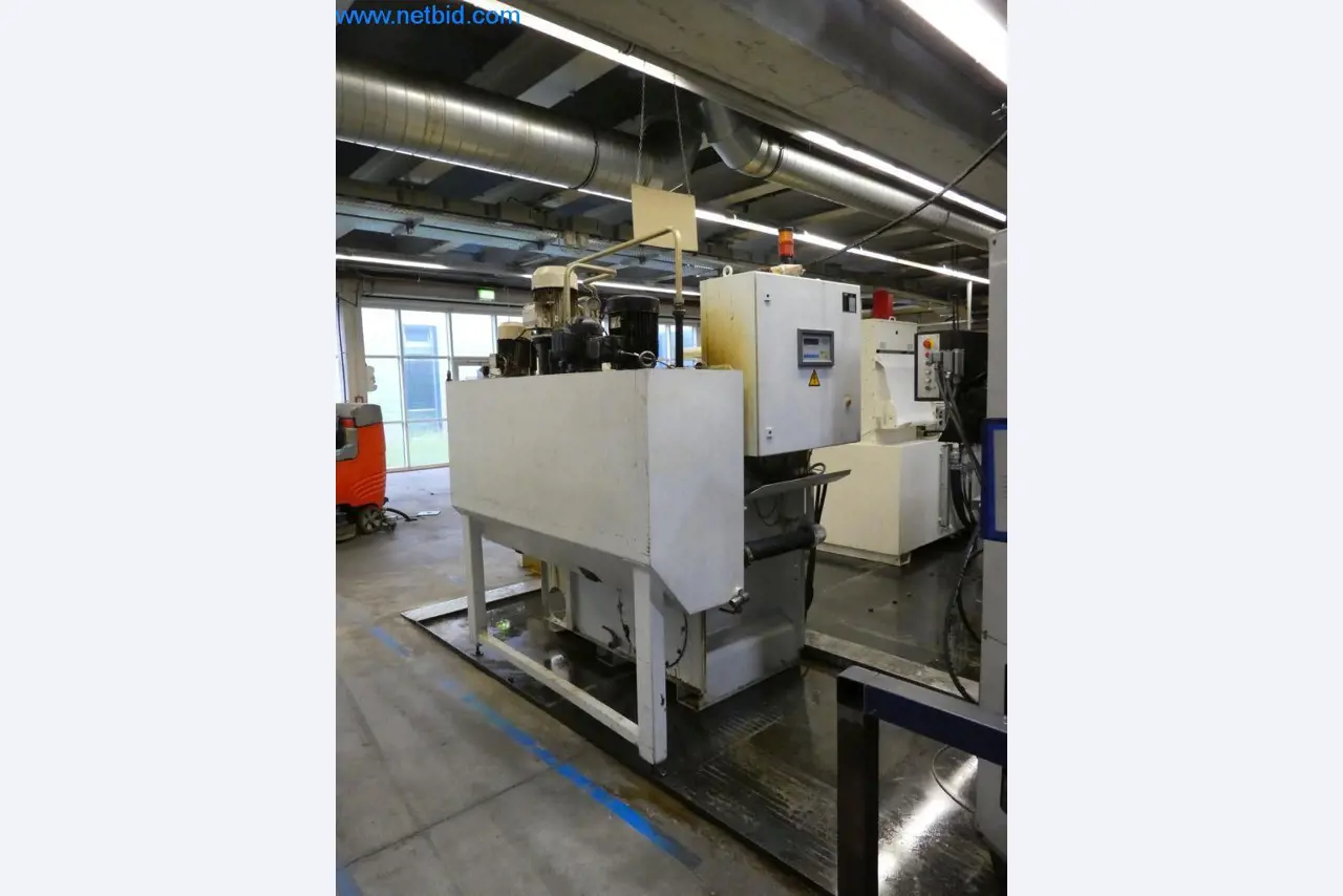 Machinery and equipment (Aluminium diecasting cells from the closing of a large automotive supplier)-12