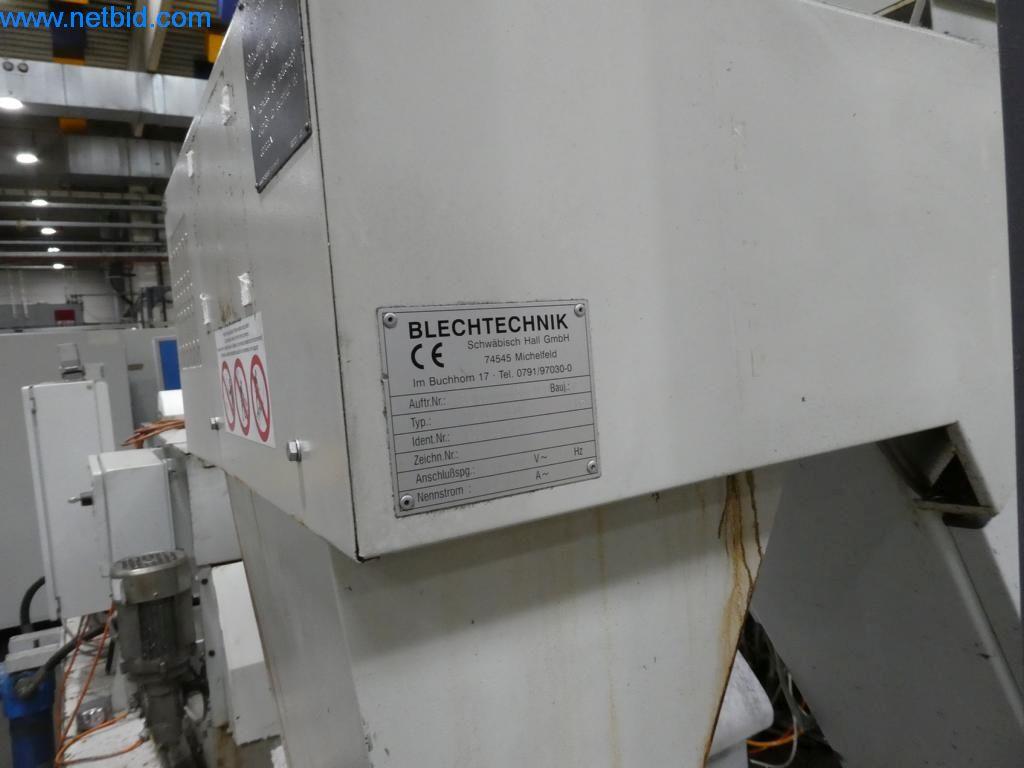 Machinery and equipment (Aluminium diecasting cells from the closing of a large automotive supplier)-8