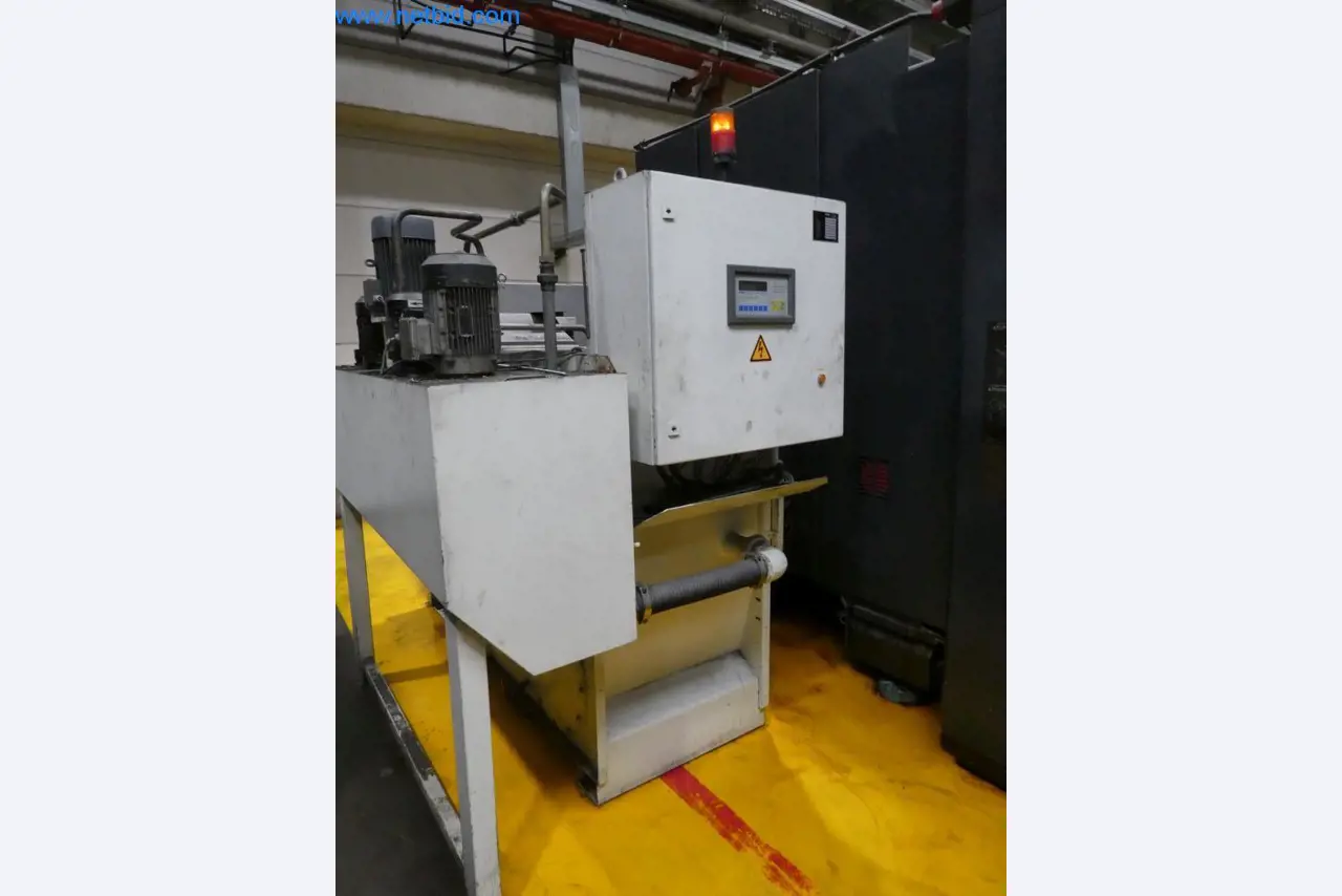 Machinery and equipment (Aluminium diecasting cells from the closing of a large automotive supplier)-4