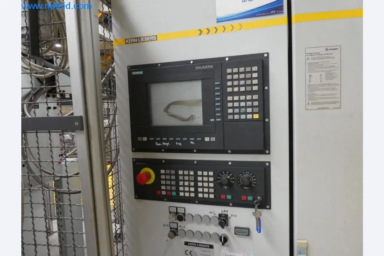 Máquinas e sistemas (fundição injectada de alumínio para a indústria automóvel e de fornecimento automóvel)-4