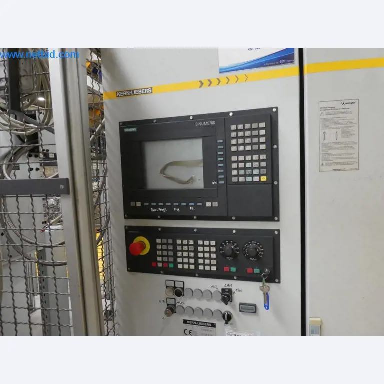 Máquinas e sistemas (fundição injectada de alumínio para a indústria automóvel e de fornecimento automóvel)-4