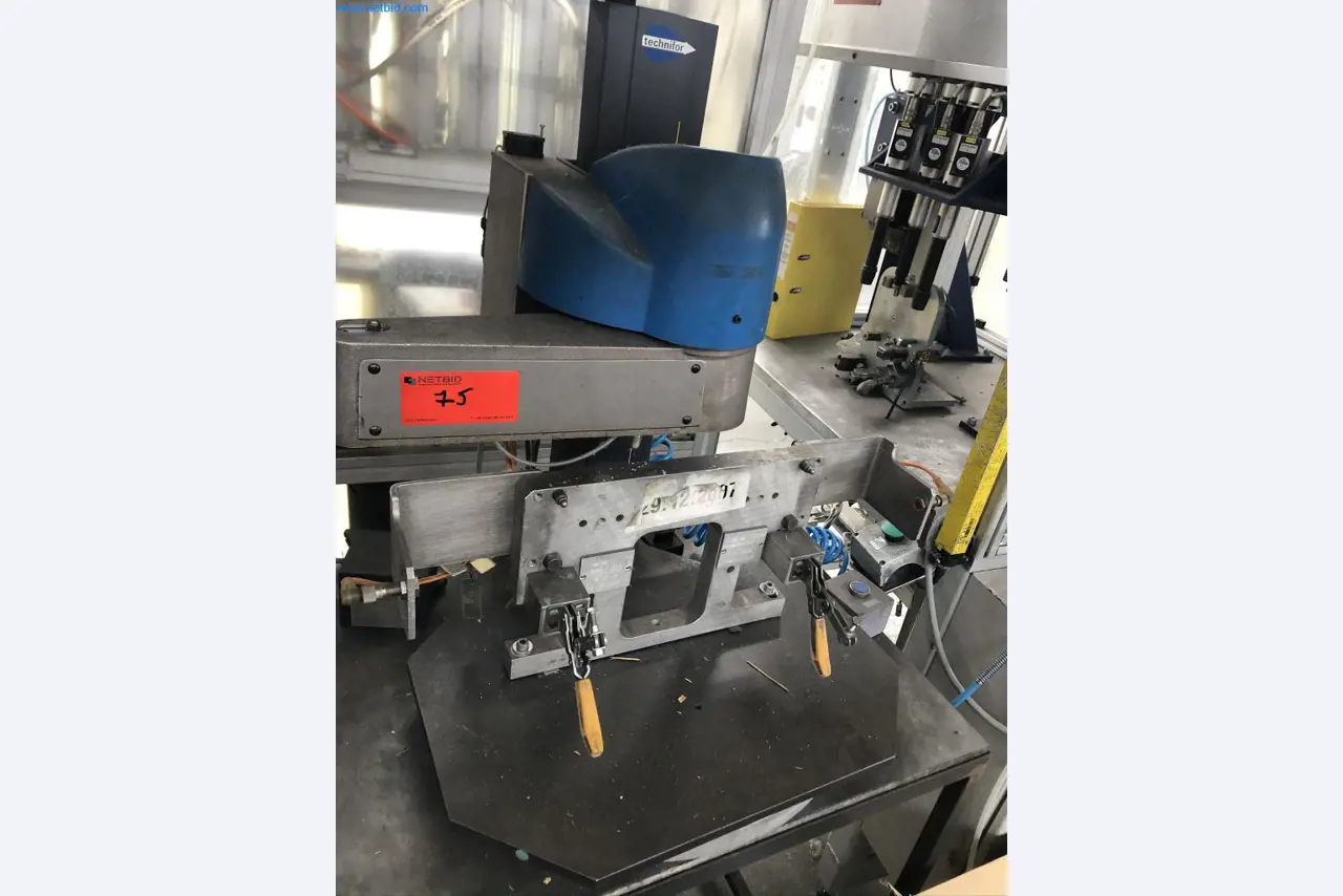 Máquinas e sistemas (fundição injectada de alumínio para a indústria automóvel e de fornecimento automóvel)-1