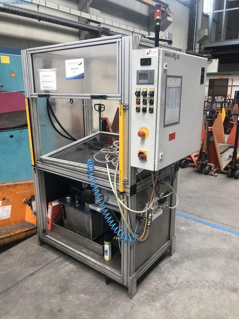 Machinery and equipment (Aluminium diecasting cells from the closing of a large automotive supplier)-1