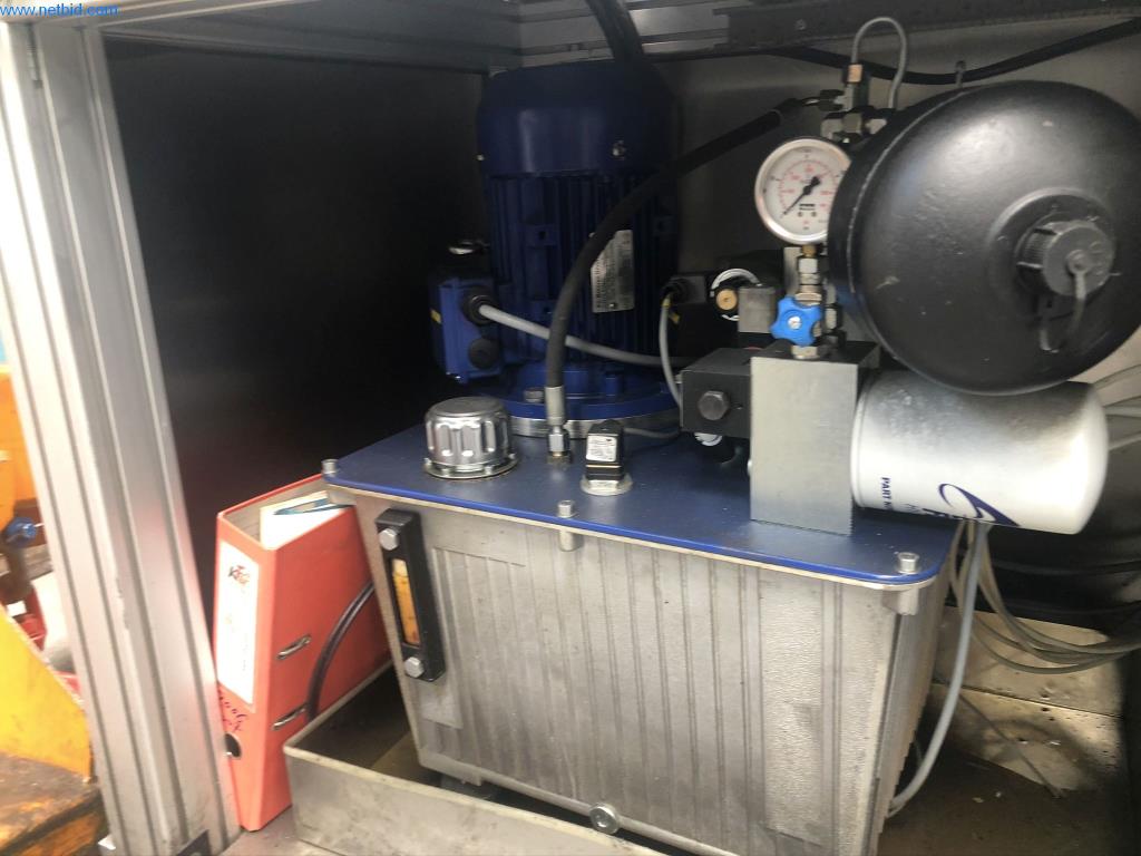 Machinery and equipment (Aluminium diecasting cells from the closing of a large automotive supplier)-4