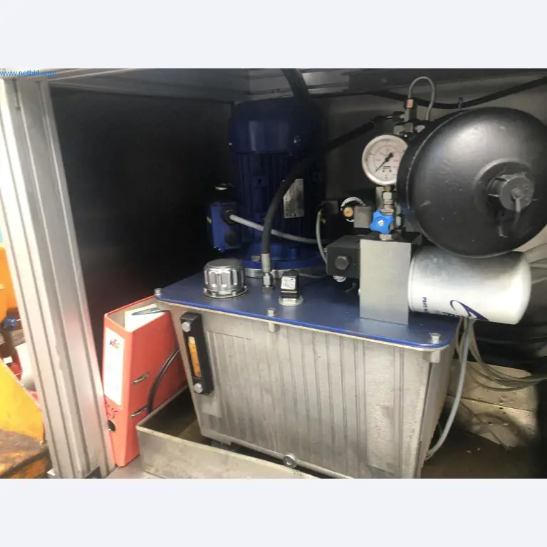 Machines et installations (moulage sous pression d'aluminium pour l'industrie automobile et ses sous-traitants)-4