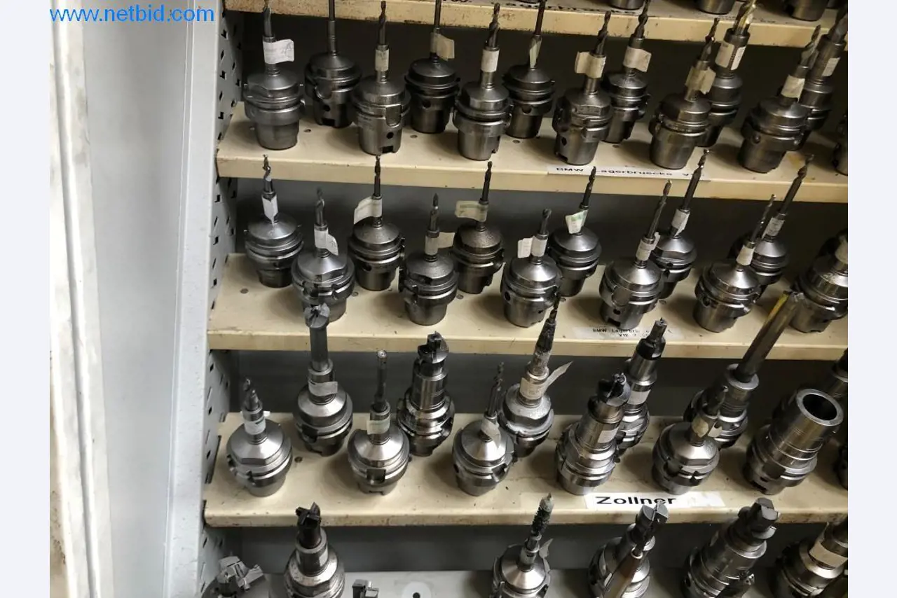 Machines et installations (moulage sous pression d'aluminium pour l'industrie automobile et ses sous-traitants)-11