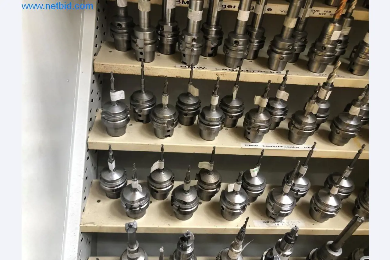 Machines et installations (moulage sous pression d'aluminium pour l'industrie automobile et ses sous-traitants)-9