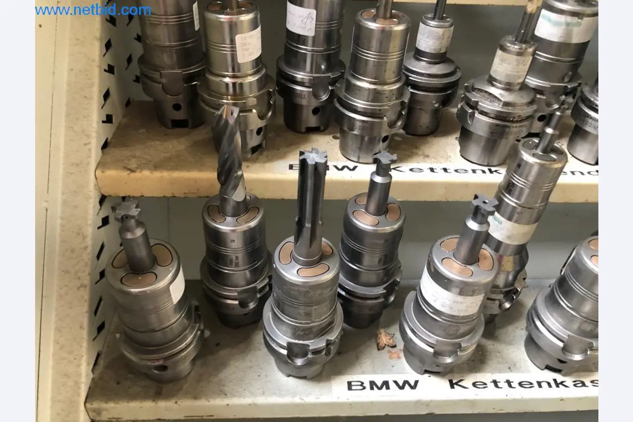 Stroje a systémy (tlakové lití hliníku pro automobilový a dodavatelský průmysl)-12