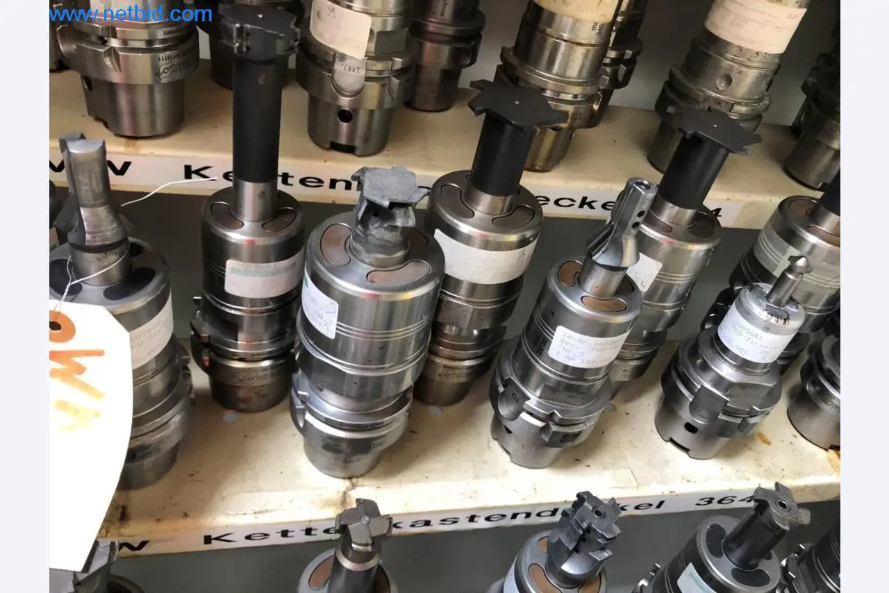 Stroje a systémy (tlakové lití hliníku pro automobilový a dodavatelský průmysl)-19