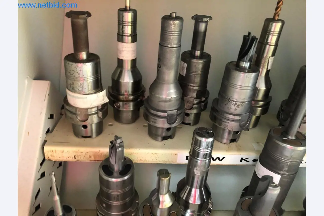 Stroje a systémy (tlakové lití hliníku pro automobilový a dodavatelský průmysl)-2