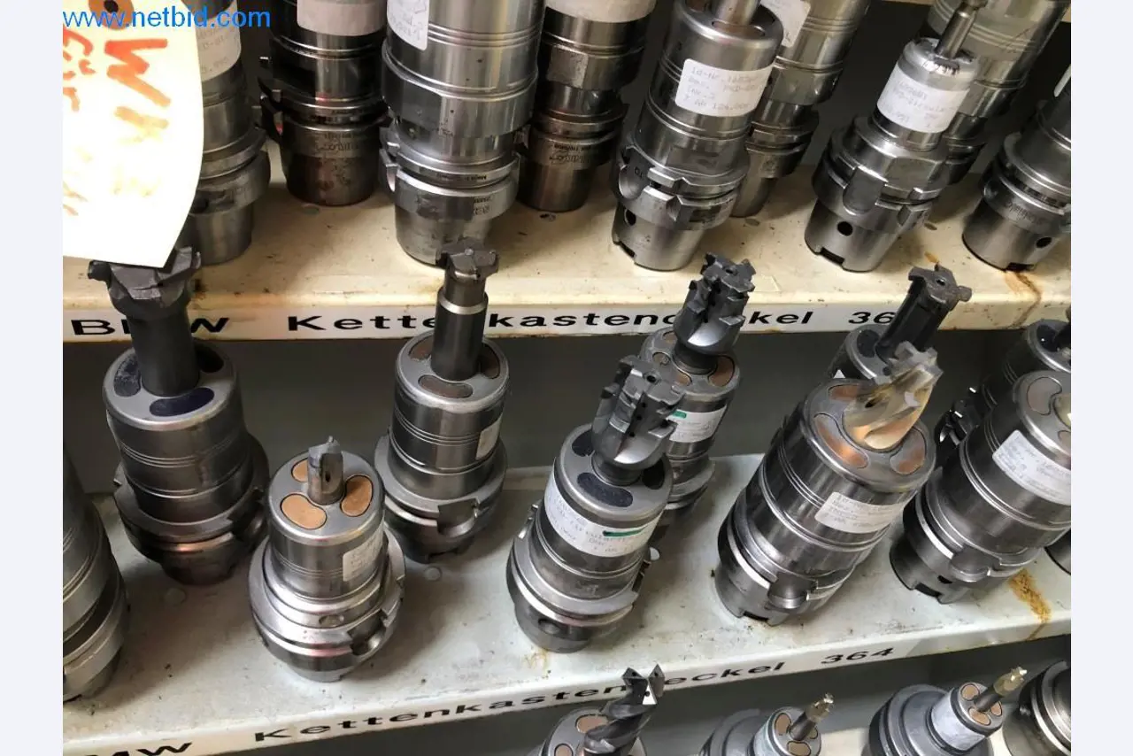 Stroje a systémy (tlakové lití hliníku pro automobilový a dodavatelský průmysl)-3