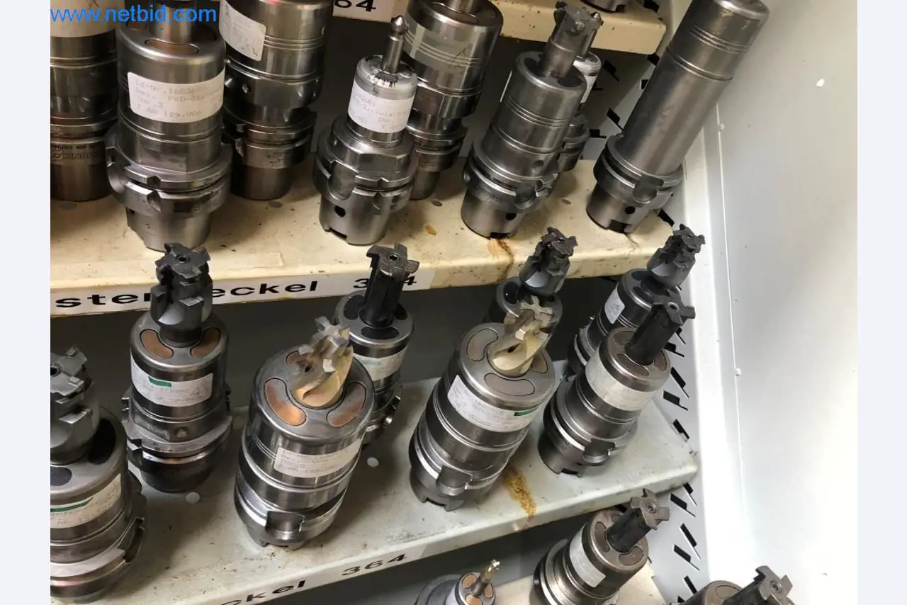 Stroje a systémy (tlakové lití hliníku pro automobilový a dodavatelský průmysl)-4