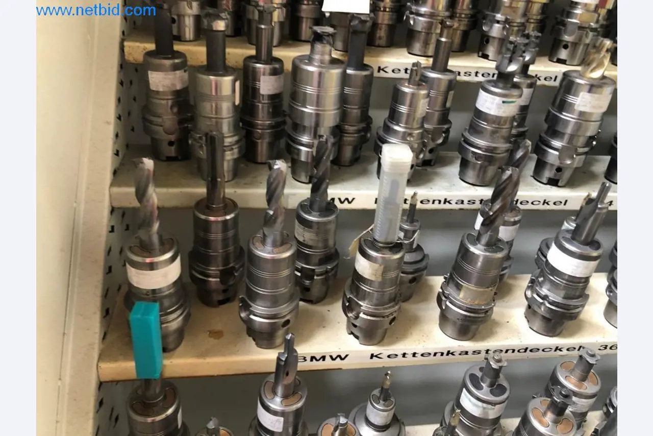 Stroje a systémy (tlakové lití hliníku pro automobilový a dodavatelský průmysl)-7