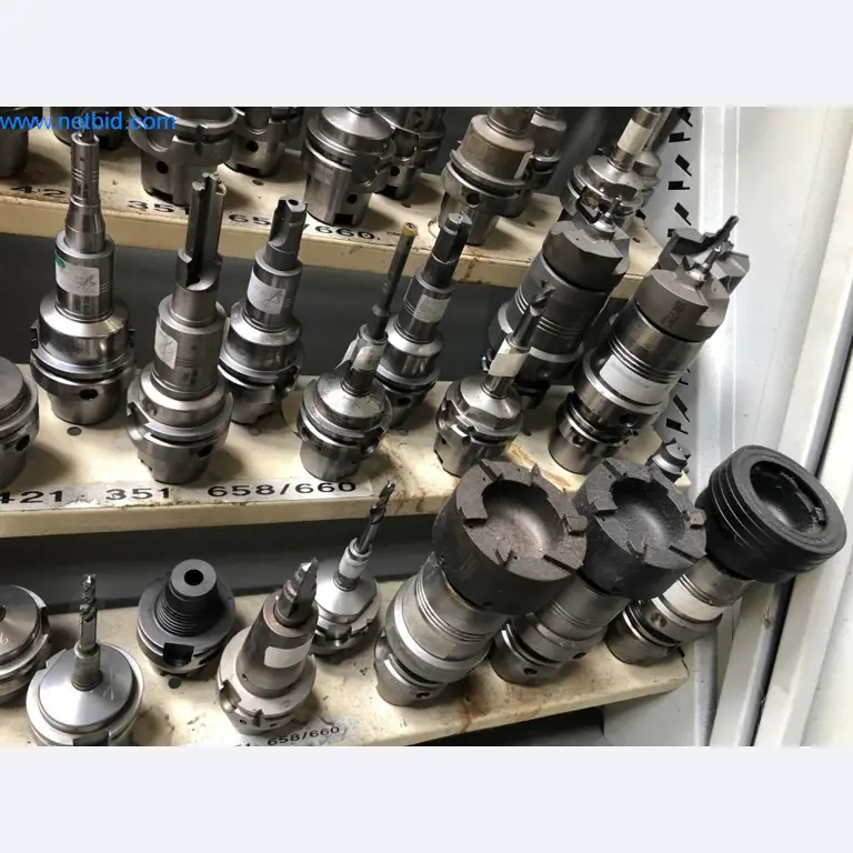 Machines et installations (moulage sous pression d'aluminium pour l'industrie automobile et ses sous-traitants)-11