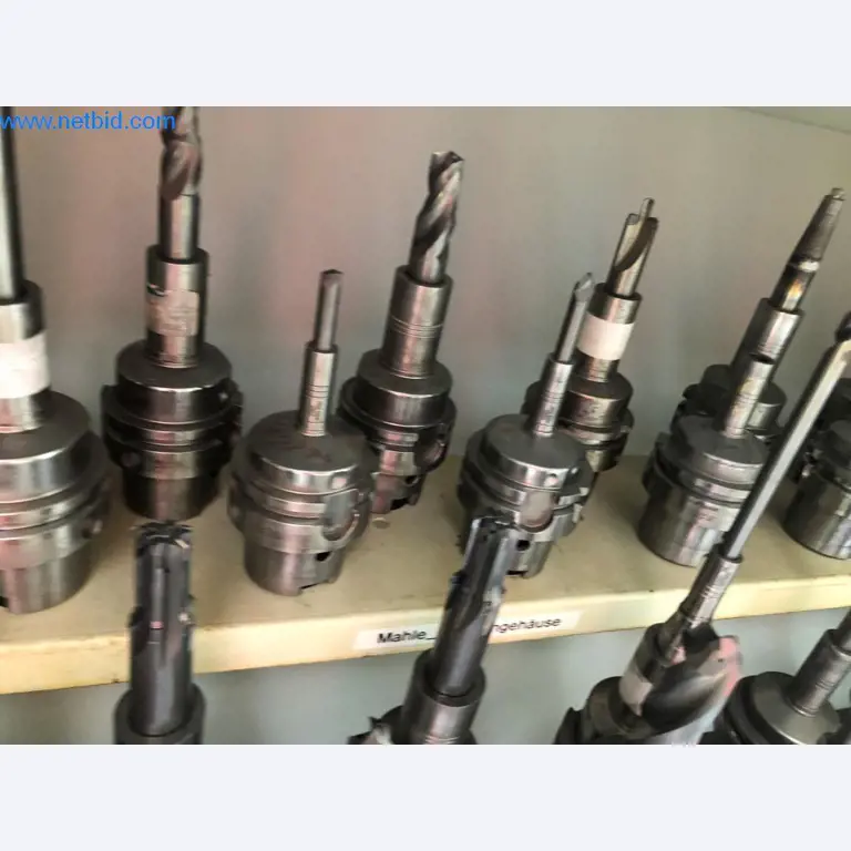 Machines et installations (moulage sous pression d'aluminium pour l'industrie automobile et ses sous-traitants)-12