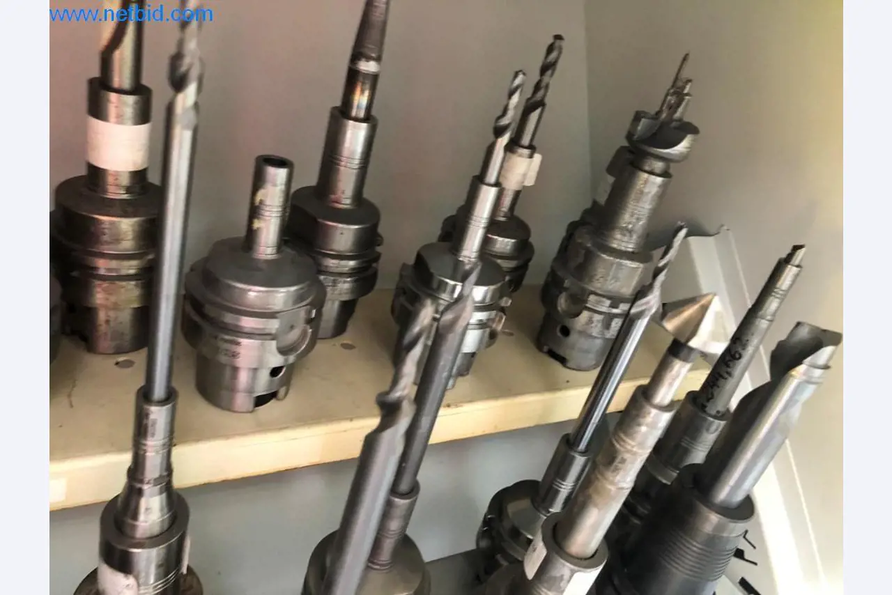 Machines et installations (moulage sous pression d'aluminium pour l'industrie automobile et ses sous-traitants)-13