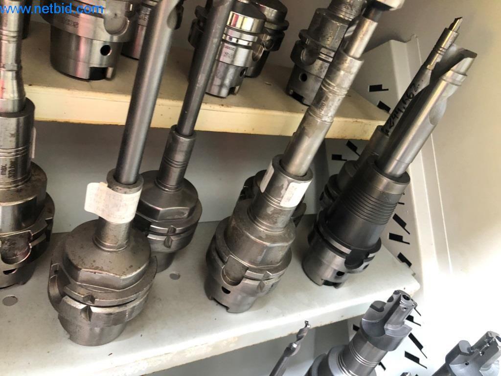 Máquinas e sistemas (fundição injectada de alumínio para a indústria automóvel e de fornecimento automóvel)-16