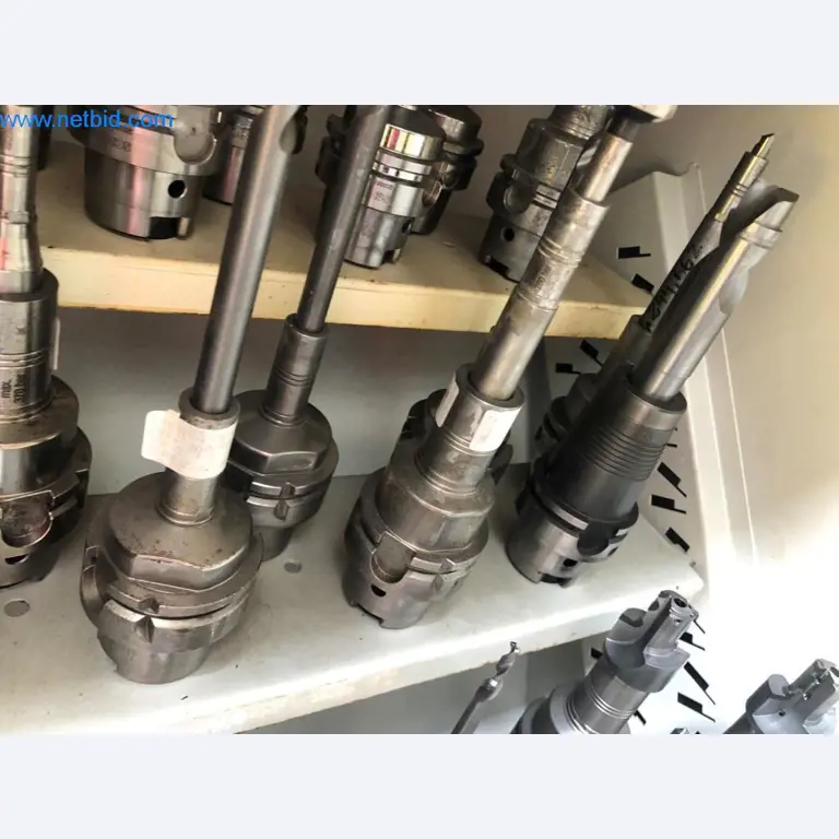 Machines et installations (moulage sous pression d'aluminium pour l'industrie automobile et ses sous-traitants)-16