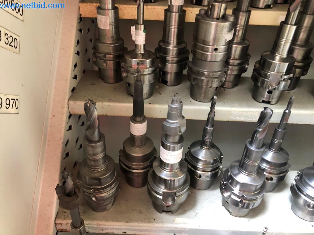 Máquinas e sistemas (fundição injectada de alumínio para a indústria automóvel e de fornecimento automóvel)-17