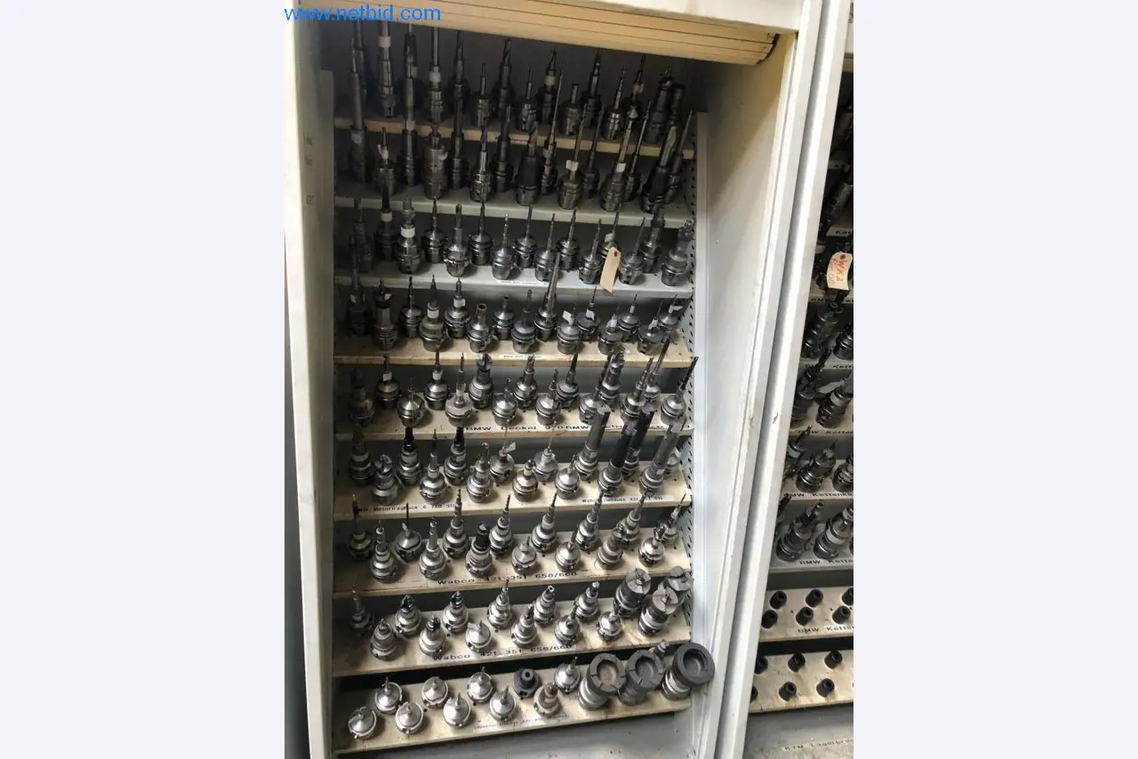 Machines et installations (moulage sous pression d'aluminium pour l'industrie automobile et ses sous-traitants)-1