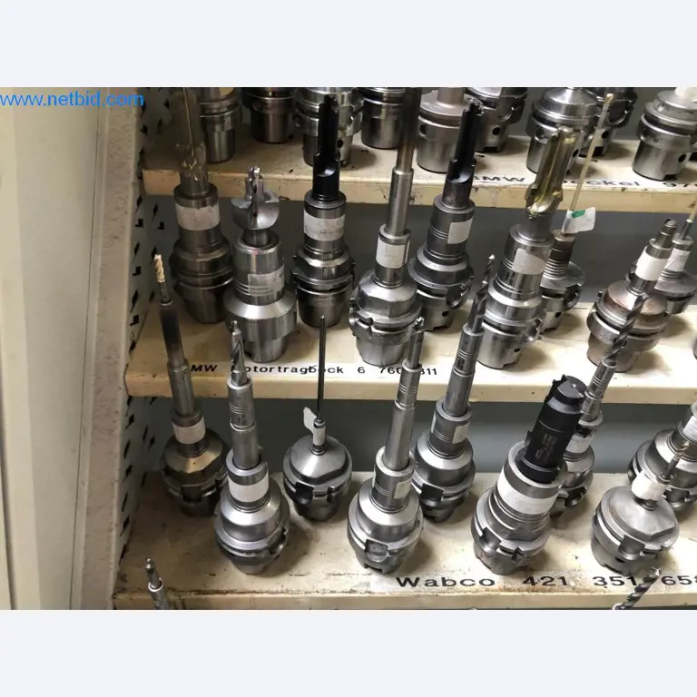 Machines et installations (moulage sous pression d'aluminium pour l'industrie automobile et ses sous-traitants)-4