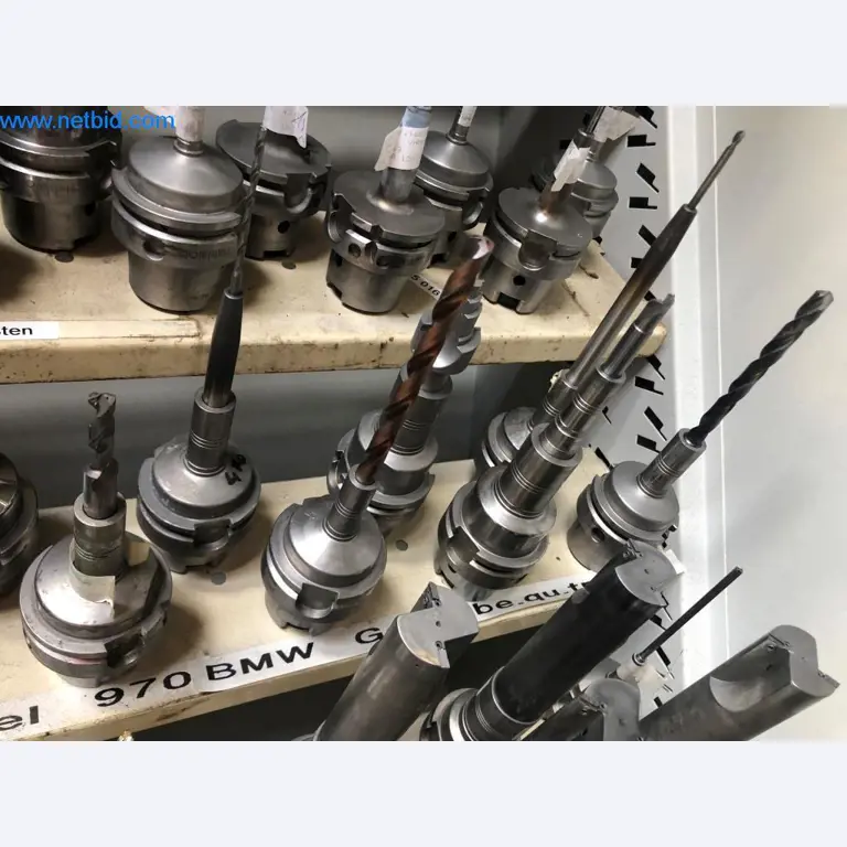 Machines et installations (moulage sous pression d'aluminium pour l'industrie automobile et ses sous-traitants)-5