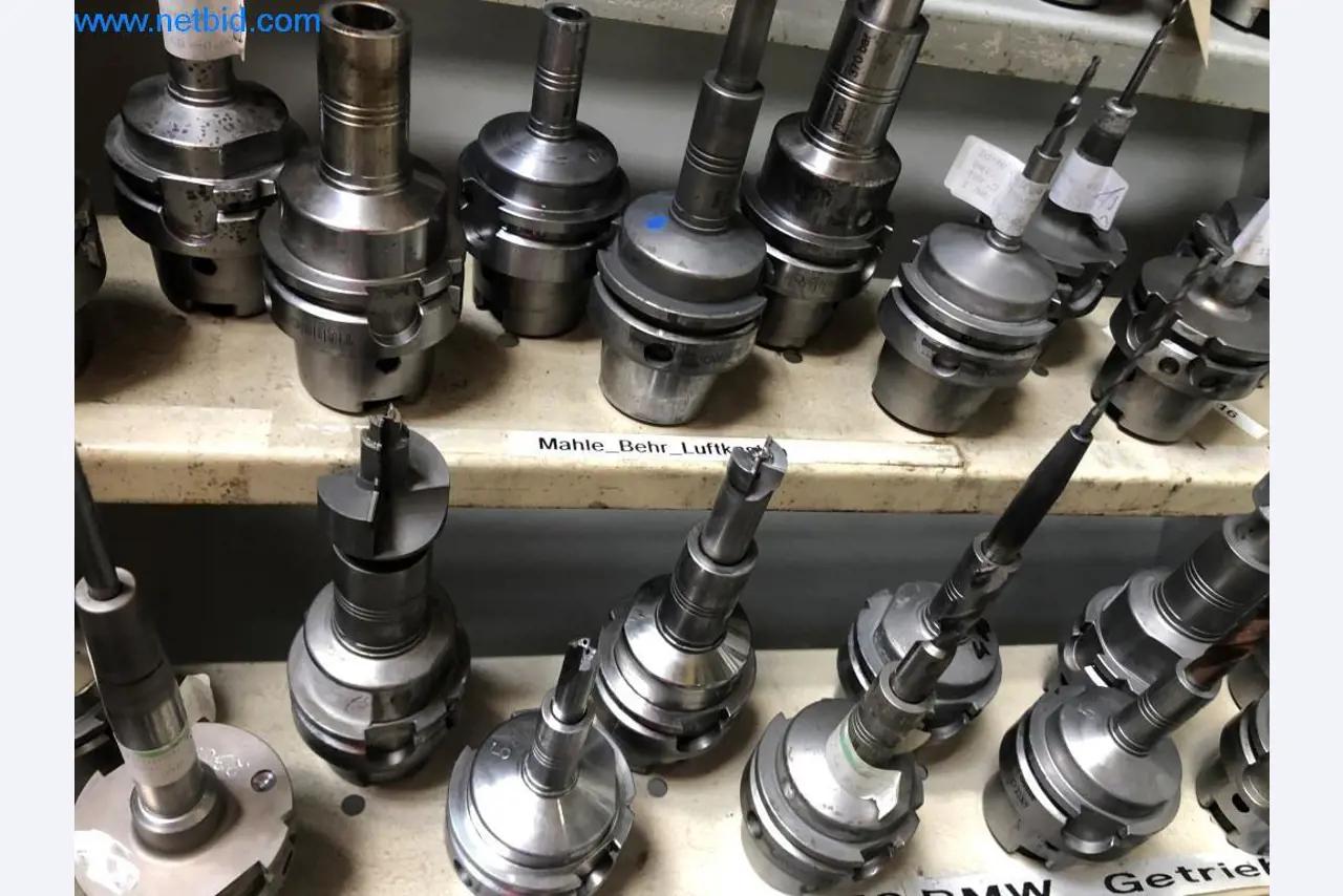 Machines et installations (moulage sous pression d'aluminium pour l'industrie automobile et ses sous-traitants)-6