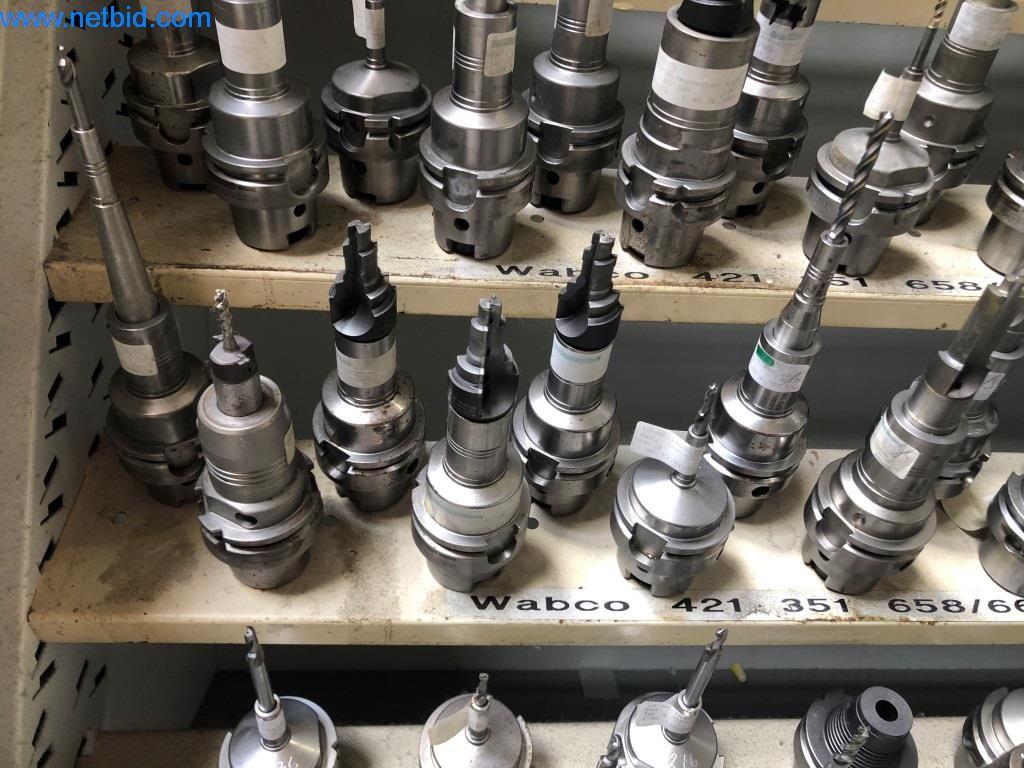 Máquinas e sistemas (fundição injectada de alumínio para a indústria automóvel e de fornecimento automóvel)-8