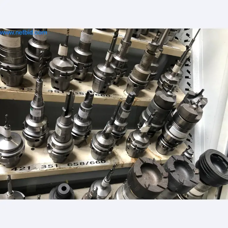 Machines et installations (moulage sous pression d'aluminium pour l'industrie automobile et ses sous-traitants)-9