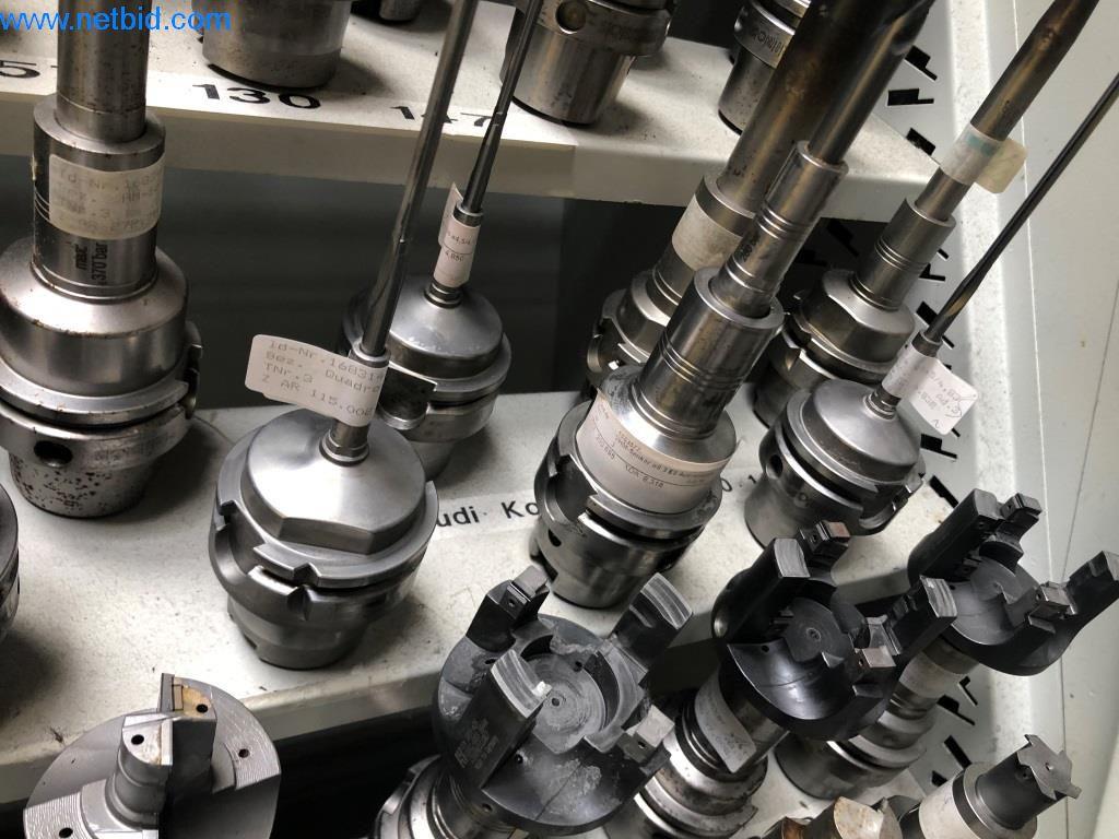 Máquinas e sistemas (fundição injectada de alumínio para a indústria automóvel e de fornecimento automóvel)-11