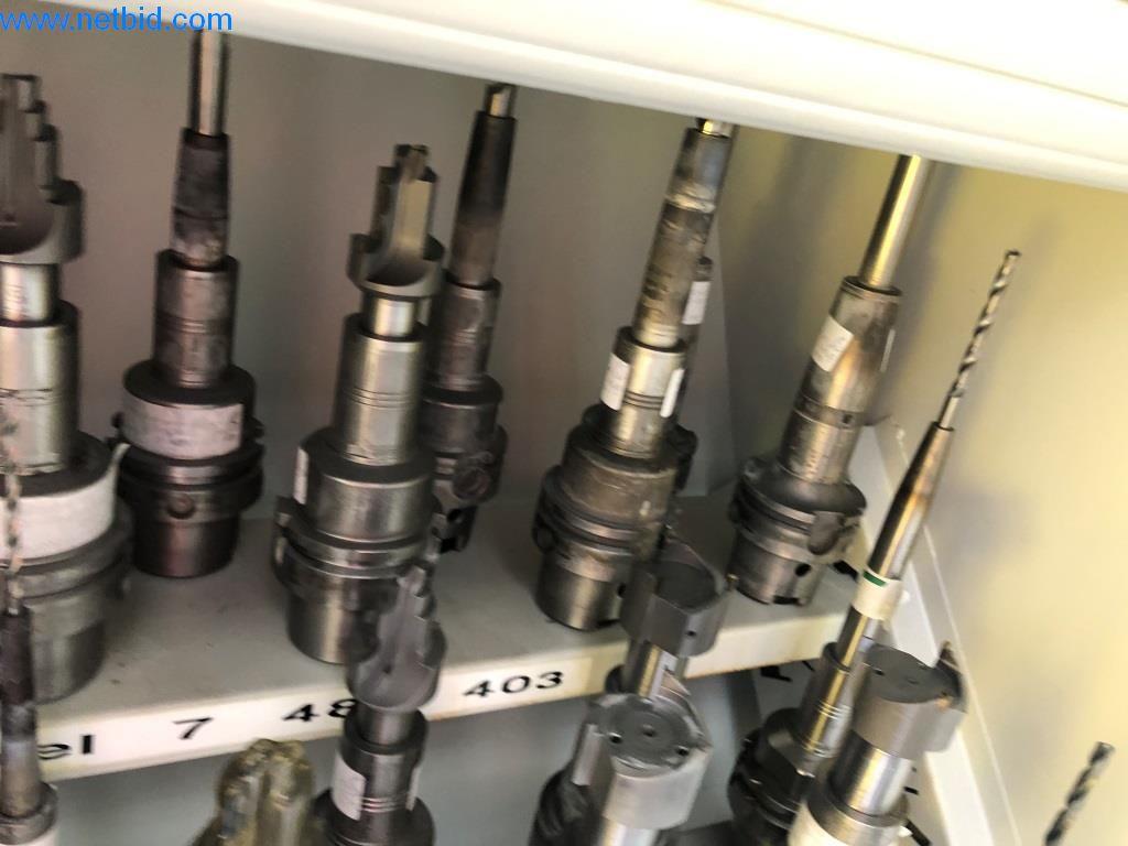 Máquinas e sistemas (fundição injectada de alumínio para a indústria automóvel e de fornecimento automóvel)-13