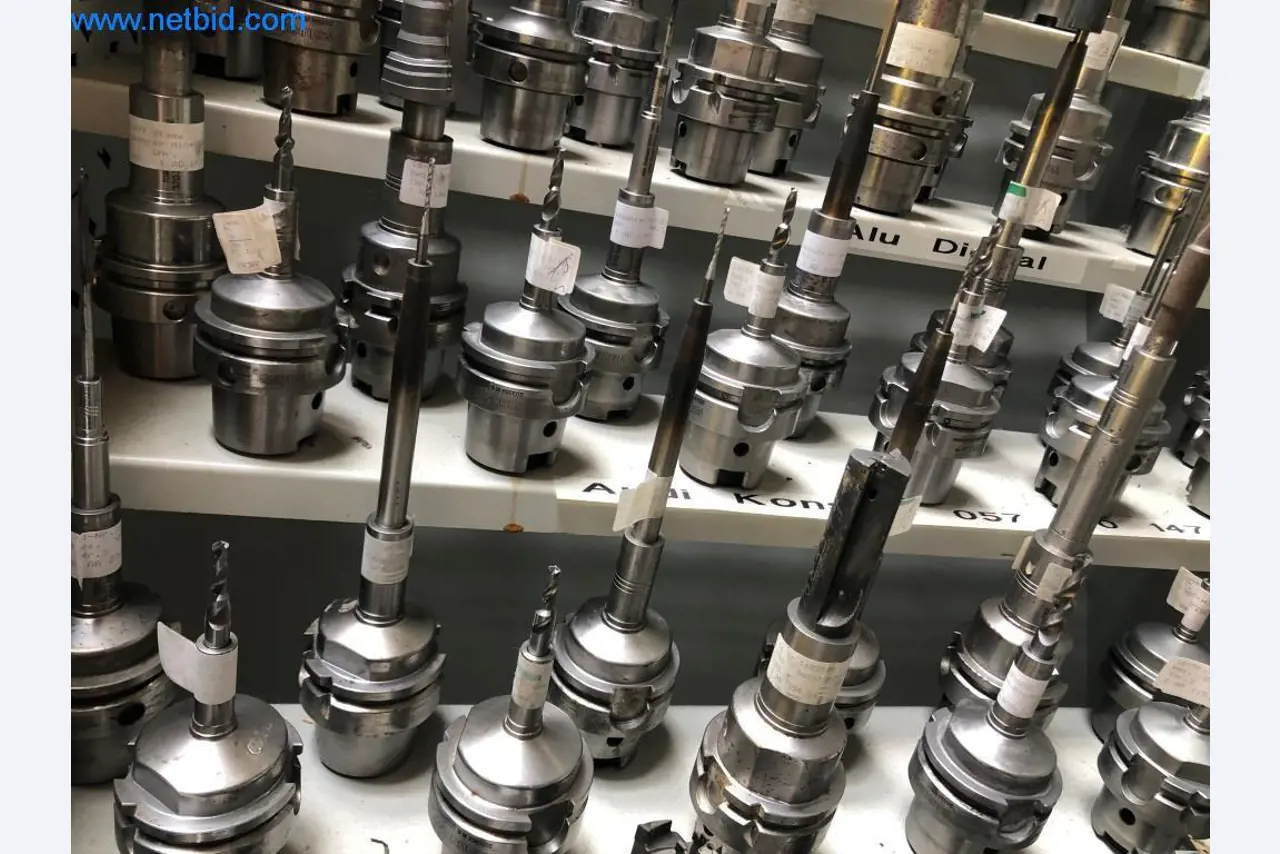 Machines et installations (moulage sous pression d'aluminium pour l'industrie automobile et ses sous-traitants)-15