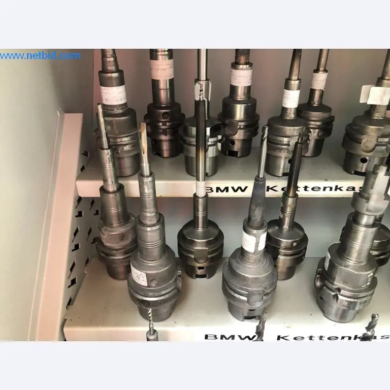 Machines et installations (moulage sous pression d'aluminium pour l'industrie automobile et ses sous-traitants)-16