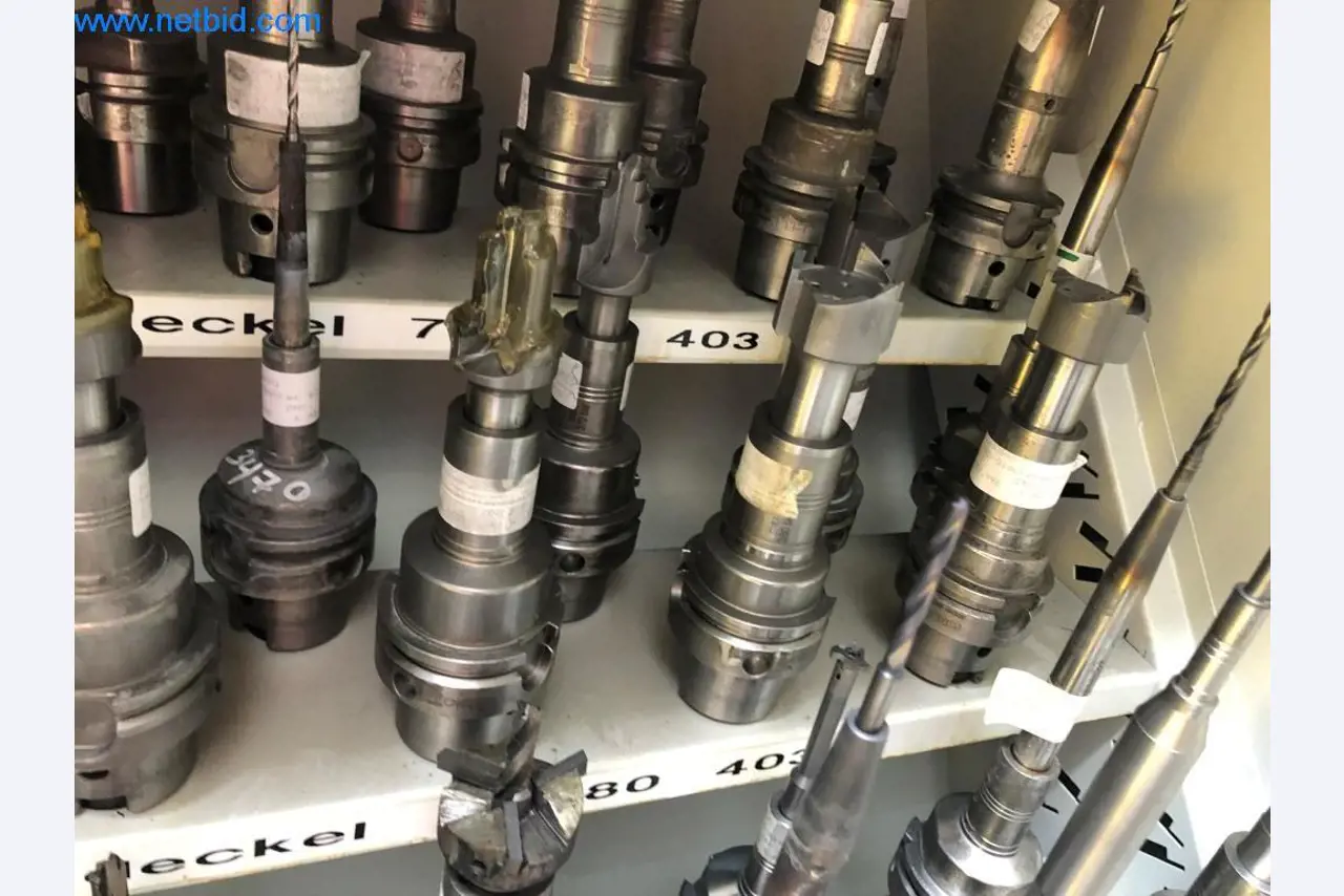 Machines et installations (moulage sous pression d'aluminium pour l'industrie automobile et ses sous-traitants)-18