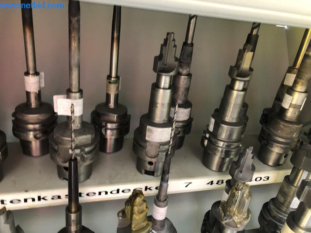 Máquinas e sistemas (fundição injectada de alumínio para a indústria automóvel e de fornecimento automóvel)-2