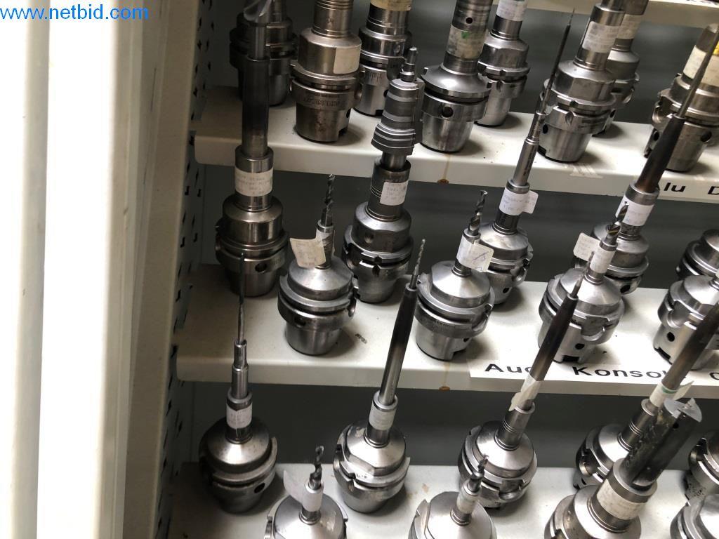 Máquinas e sistemas (fundição injectada de alumínio para a indústria automóvel e de fornecimento automóvel)-8