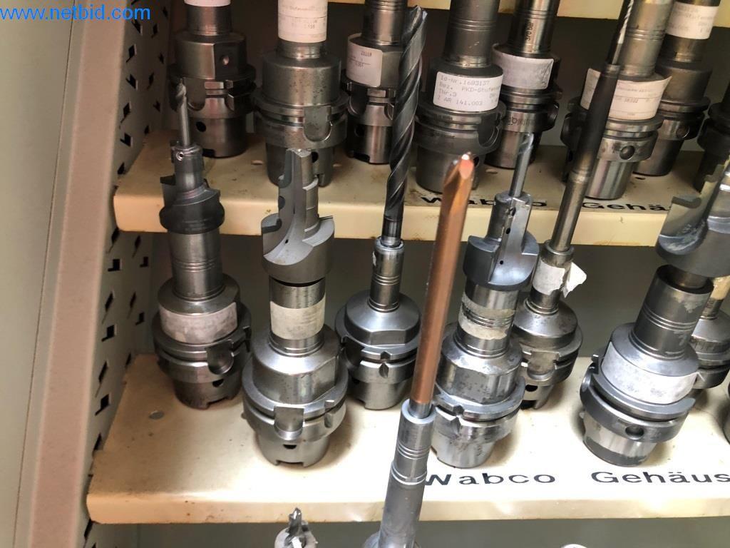 Máquinas e sistemas (fundição injectada de alumínio para a indústria automóvel e de fornecimento automóvel)-10