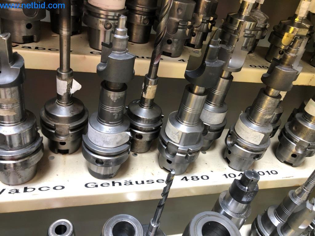 Máquinas e sistemas (fundição injectada de alumínio para a indústria automóvel e de fornecimento automóvel)-11