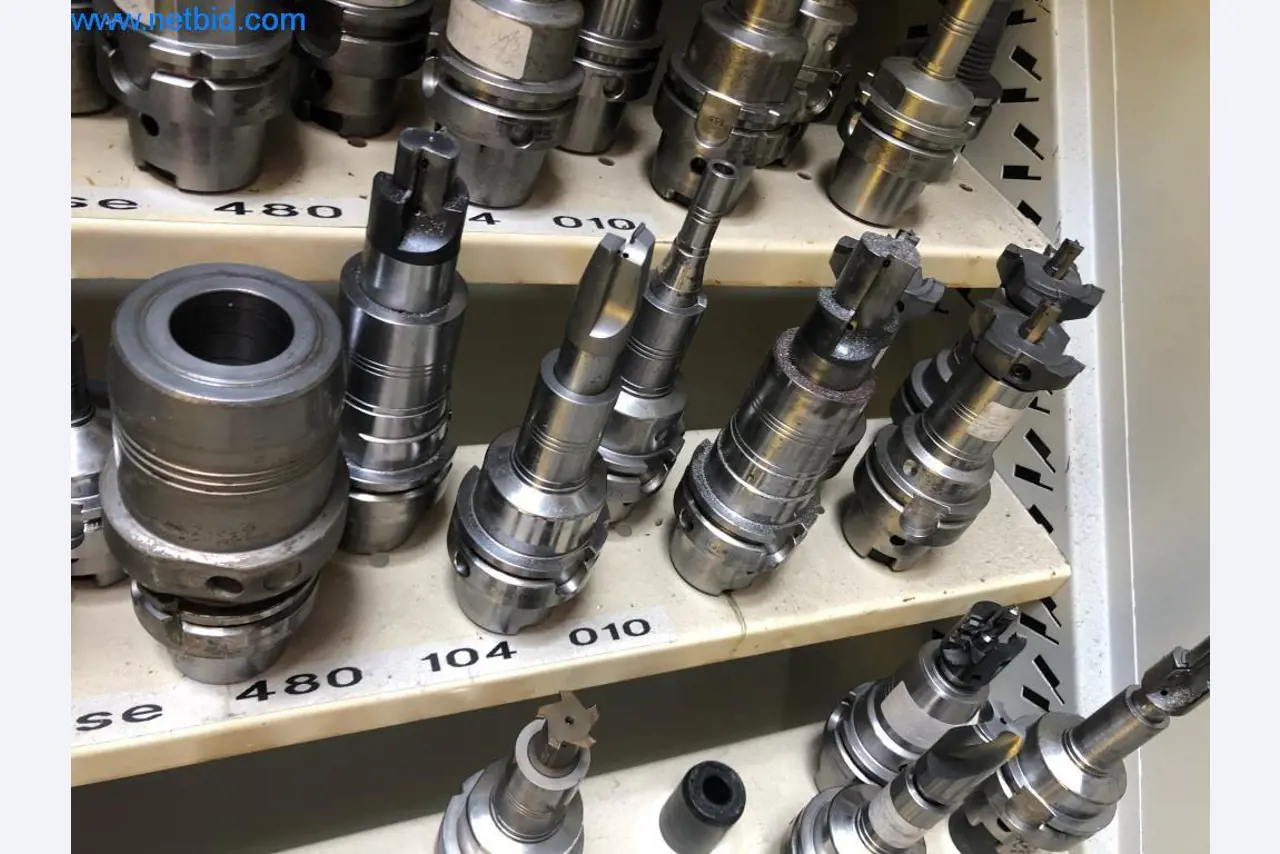 Machines et installations (moulage sous pression d'aluminium pour l'industrie automobile et ses sous-traitants)-3