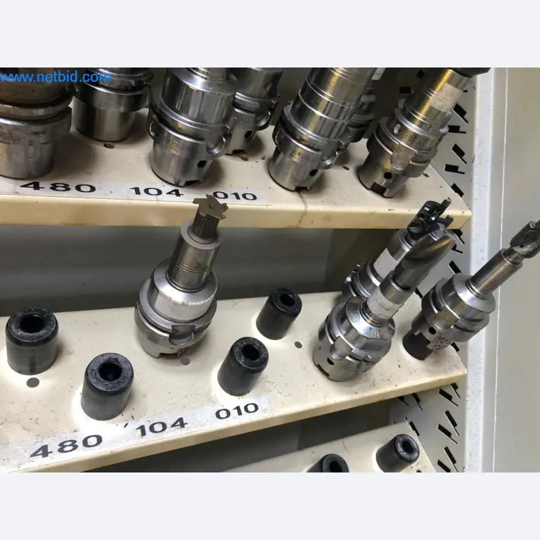 Machines et installations (moulage sous pression d'aluminium pour l'industrie automobile et ses sous-traitants)-4