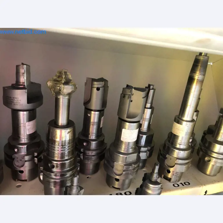 Machines et installations (moulage sous pression d'aluminium pour l'industrie automobile et ses sous-traitants)-5