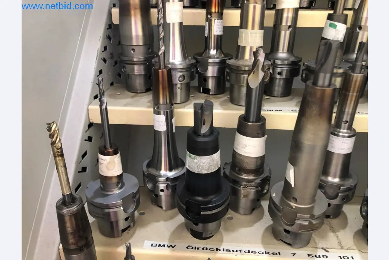 Machines et installations (moulage sous pression d'aluminium pour l'industrie automobile et ses sous-traitants)-10